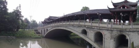 成都塔子山公园廊桥宽屏图片