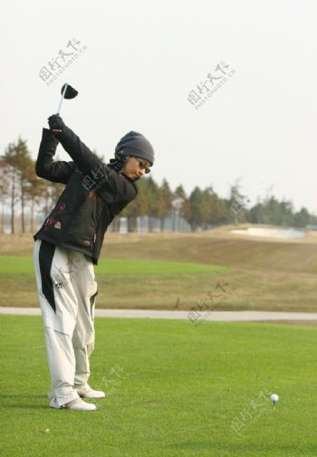 女子高尔夫球手图片
