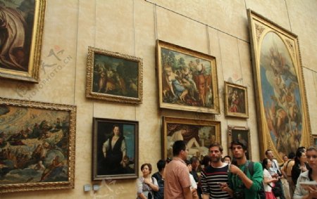 法国卢浮宫内景图片