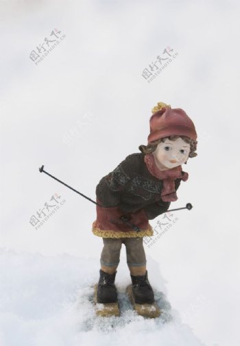 滑雪小女孩图片