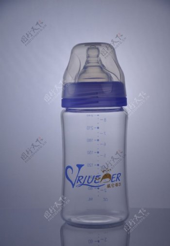 宽口径弧形晶钻玻璃奶瓶图片