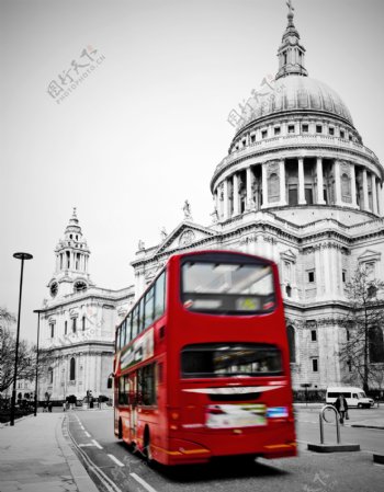 伦敦街头公交巴士图片