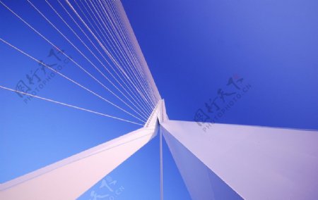桥梁蓝天图片