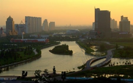 上海松江新城区日出景观图片