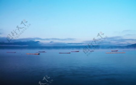 泸沽湖湖水山水天空风图片