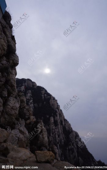日出嵩山坳图片