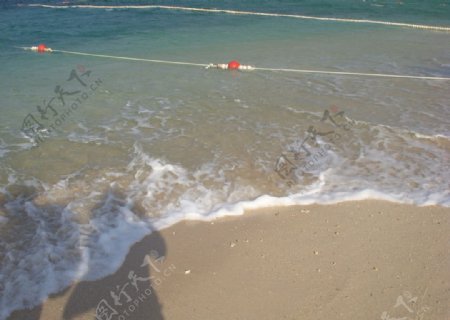 海南沙滩海浪图片