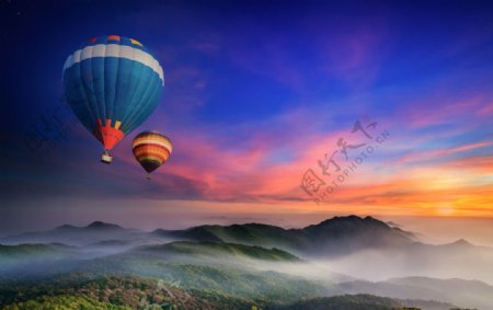 唯美祖山热气球图片