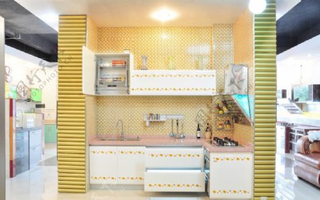黄金背景橱柜厨具图片