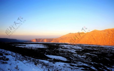 峡谷夕阳图片