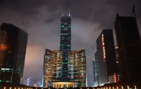 广州中信广场夜景图片