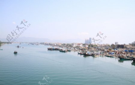 双月湾港口小镇图片