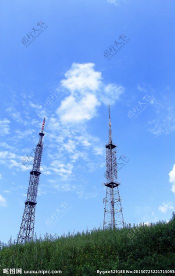 电视广播信号塔摄影图片