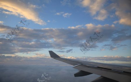 飞机上拍摄的云海图片