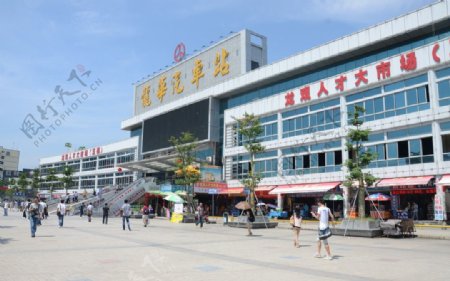 深圳龙华车站图片