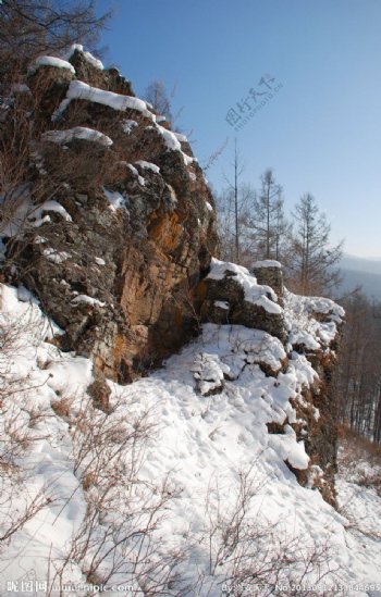 冬天的鹰嘴崖图片
