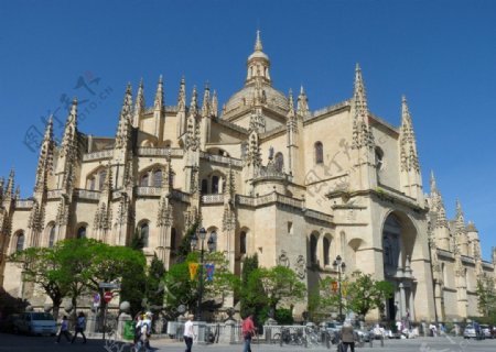 赛戈维亚教堂图片