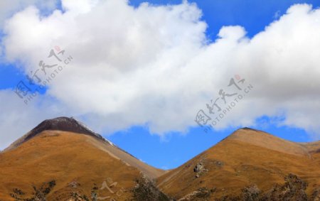 青藏高原蓝天白云图片