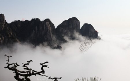 三清山云雾绝美图片