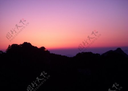 落日黄山图片