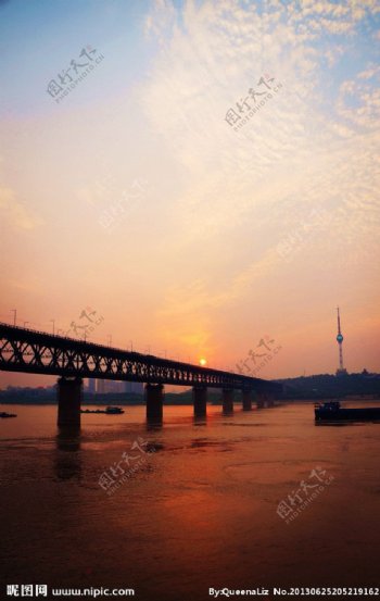 武汉长江大桥日落图片
