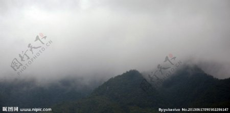 山雾景观图片
