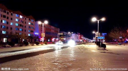 中央路冬天夜景图片