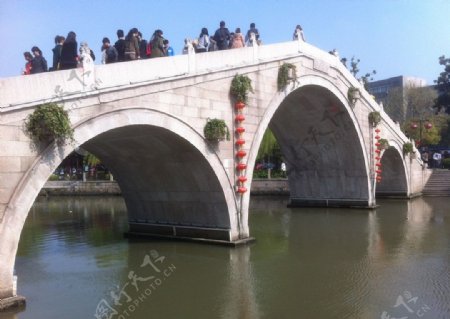 浙江嘉兴月河石拱桥图片