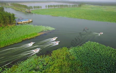 湖泊美景图片