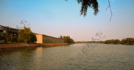 襄阳古城护城河图片