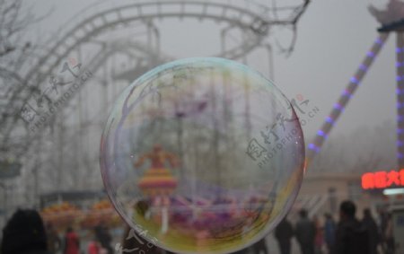 公园里的泡泡图片