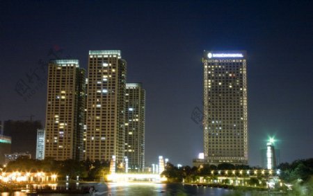 千灯湖夜景图片