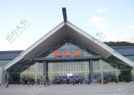 丽江火车站图片