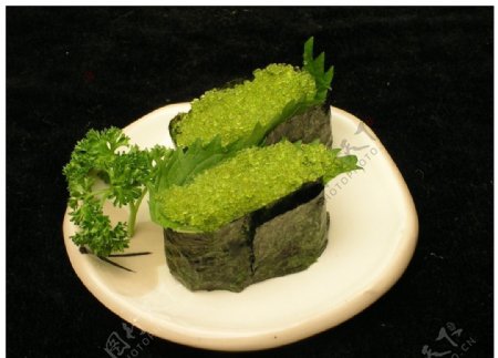 绿蟹籽寿司图片