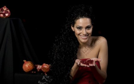 2010欧洲歌唱大赛亚美尼亚女歌手EvaRivas图片