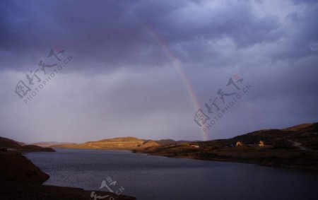 雨过天晴彩虹图片