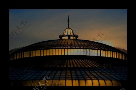 宫殿夜景摄影特写圆顶屋顶建筑设计晚霞黄昏图片