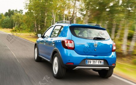 Dacia越野车图片