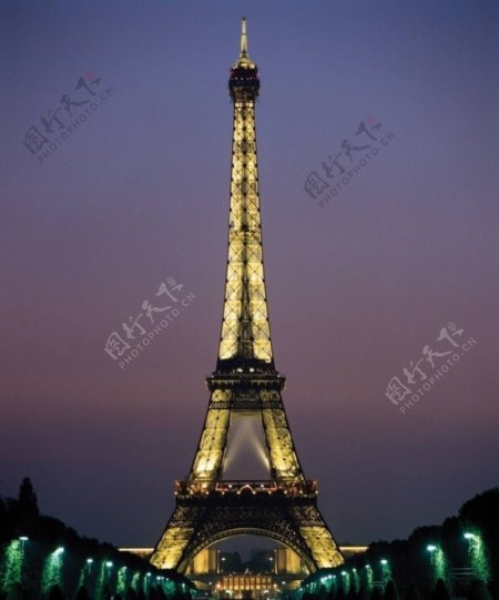 巴黎铁塔全景图片