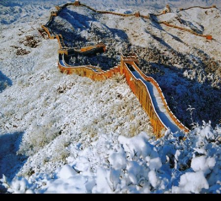 冬景迷人金山岭雪景图片