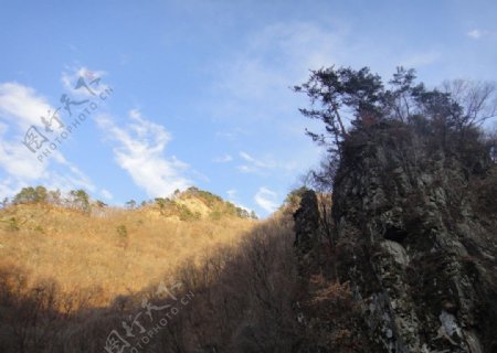 本溪关门山秋天风景图片