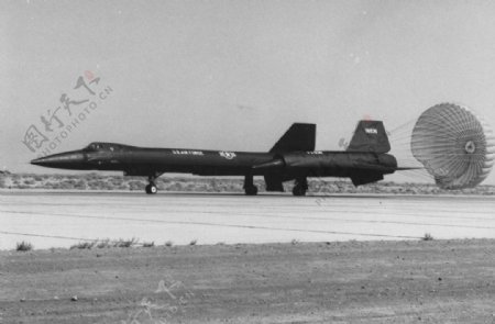 YF12A侦察机图片