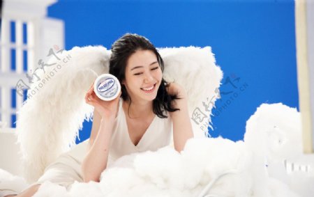 亚洲知名女性演员韩国yisojeong图片