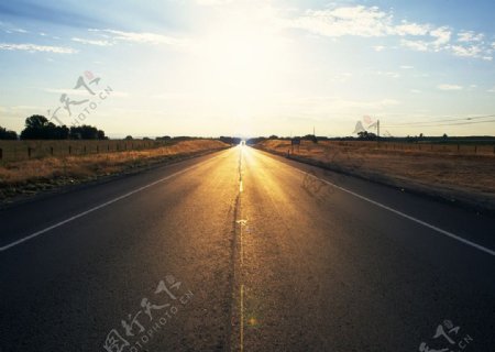 黄昏公路图片