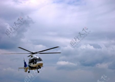 直升飞机图片