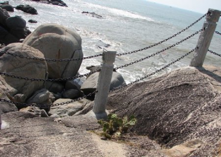 海边岩石图片