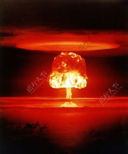 1954年3月26日试爆的1千1百万吨巨型战略核弹ROMEO图片