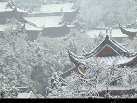 雪后寺庙2图片