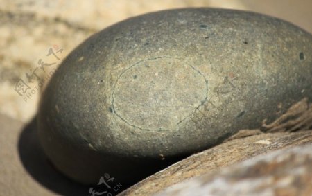 怒江的鹅卵石图片