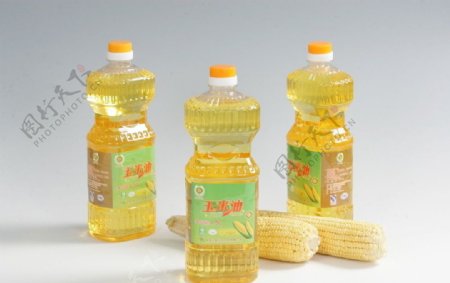 瓶装玉米油图片